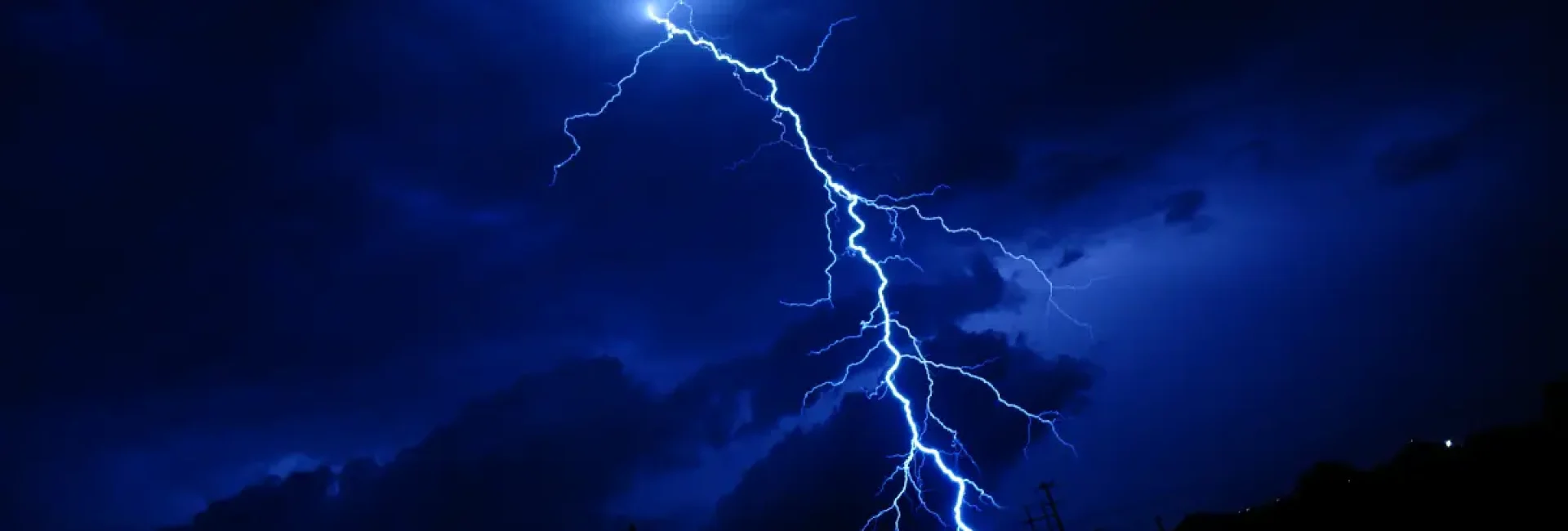 🌊 Ressignificação da Dor: A Tempestade que Revela um Farol